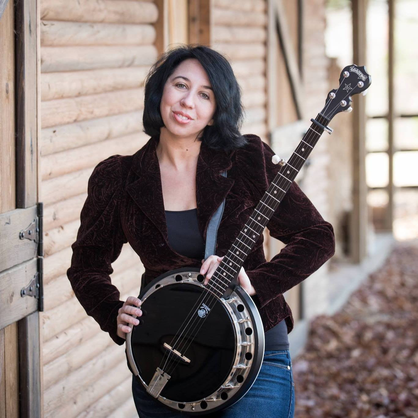 Mean Mary with her Midnight Special Goodtime Banjo