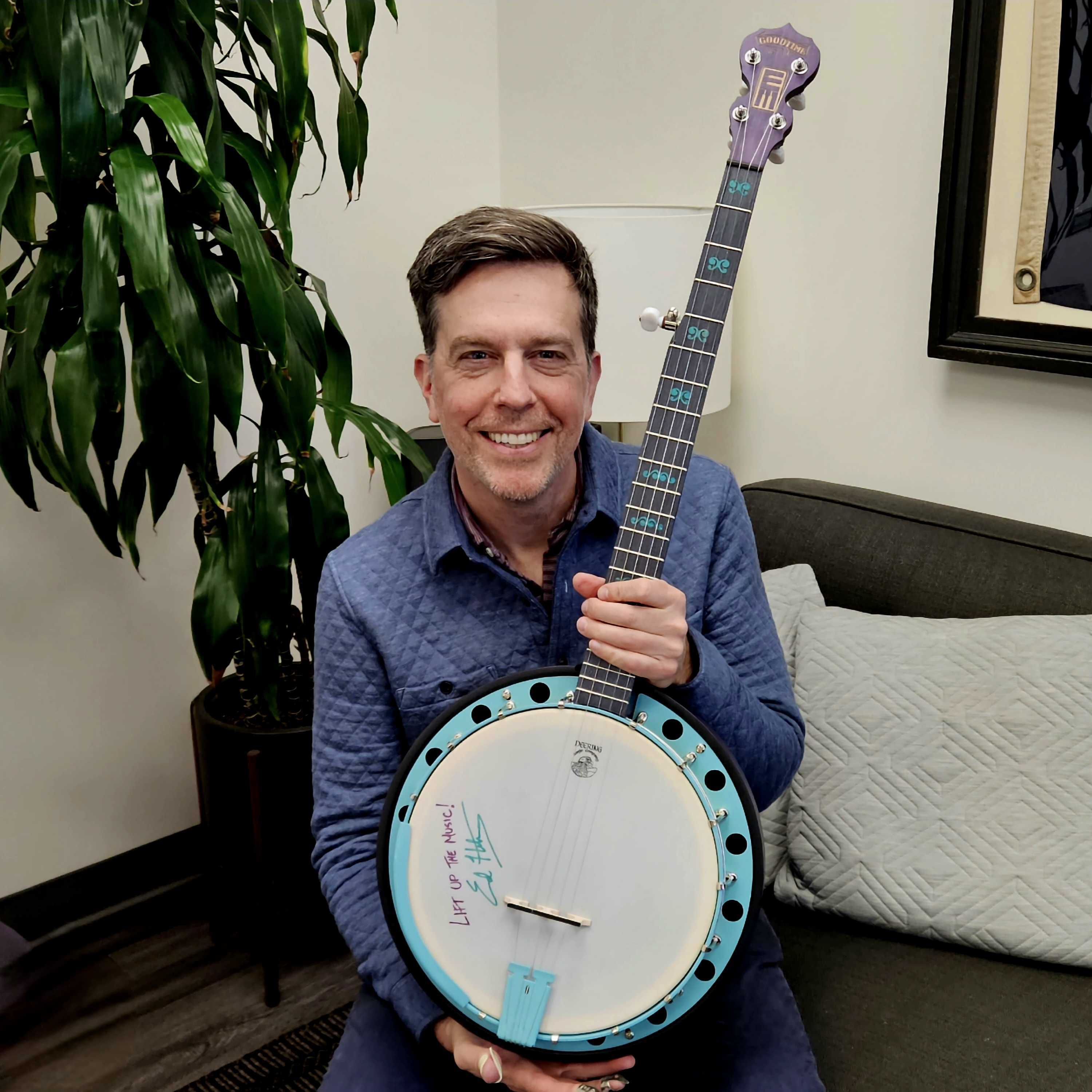Ed Helms Giving Tuesday Charity Banjo!