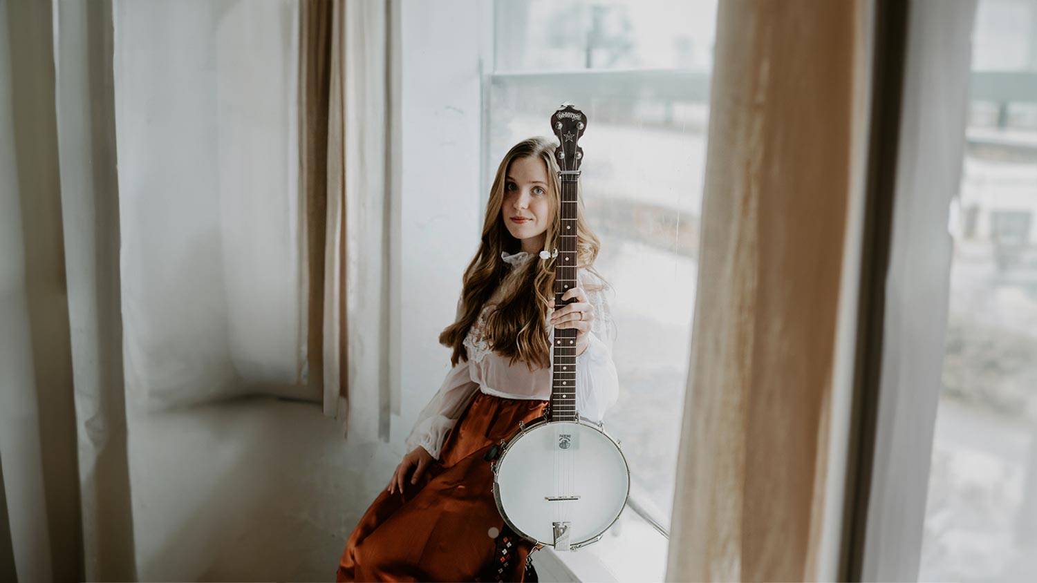 Becca Smith | Admiral Radio