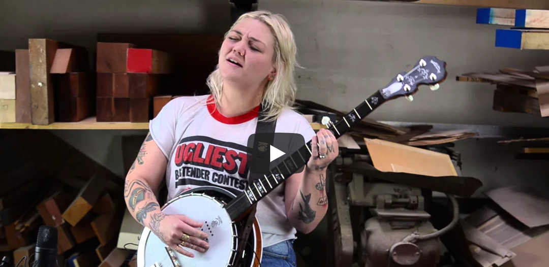 Elle King Plays Banjo for Woodroom Session