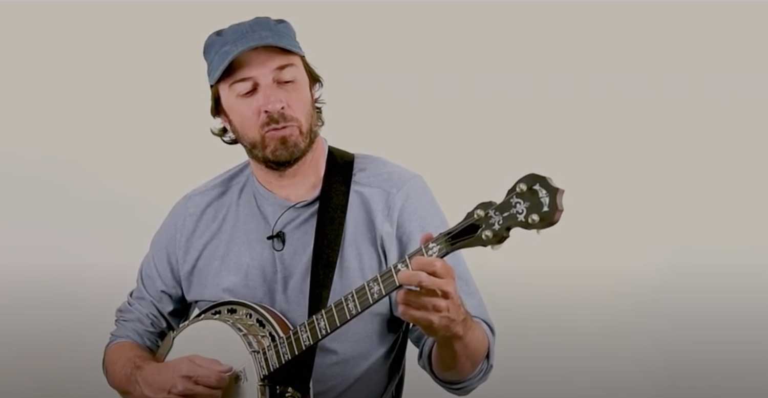 Beginning Tenor Banjo Lessons | Basic Strumming Patterns – Deering ...
