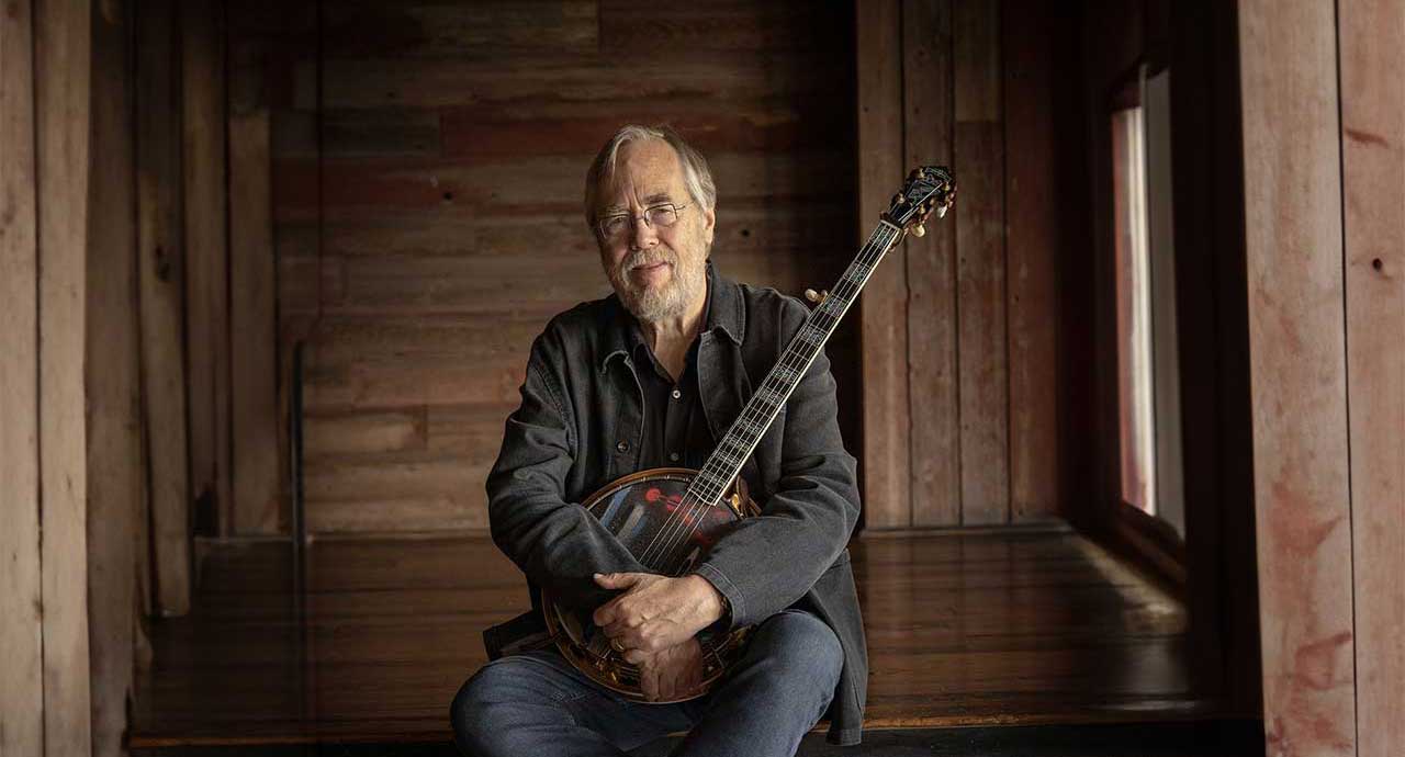 Tony Trischka with his Deering Golden Clipper Banjo