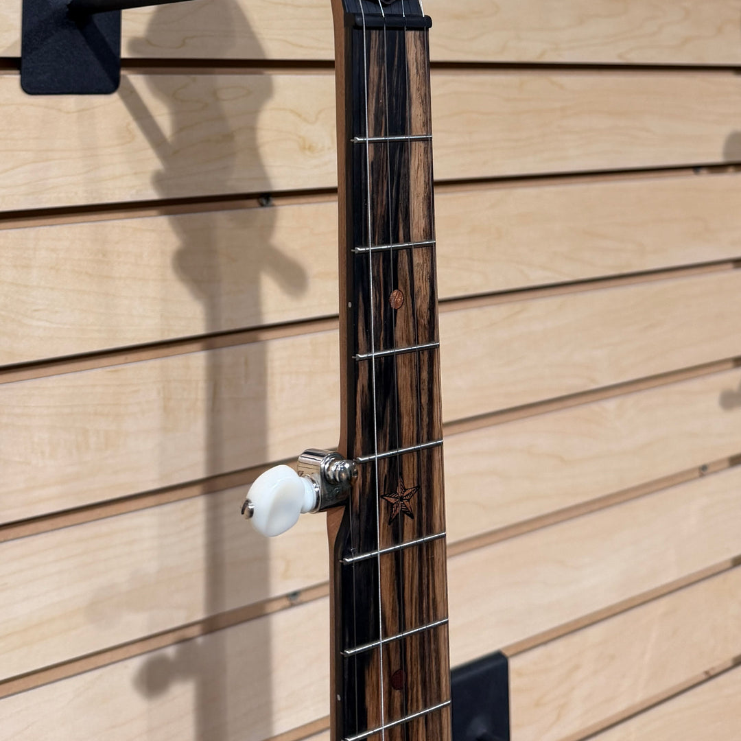 Vega Vintage Star Cherry | Showroom Banjo