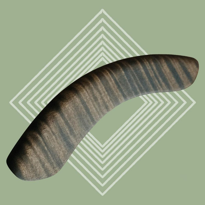 DeeringWoodenArmrest-CurlyMaple-DarkWalnut-GreenDiamondBackground, front
