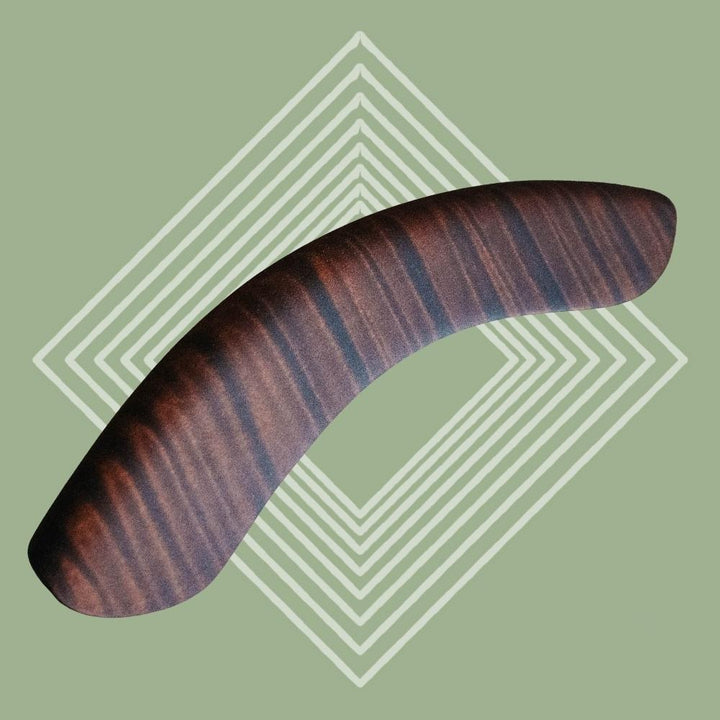 DeeringWoodenArmrest-CurlyMaple-EagleIIStain-GreenDiamondBackground, front