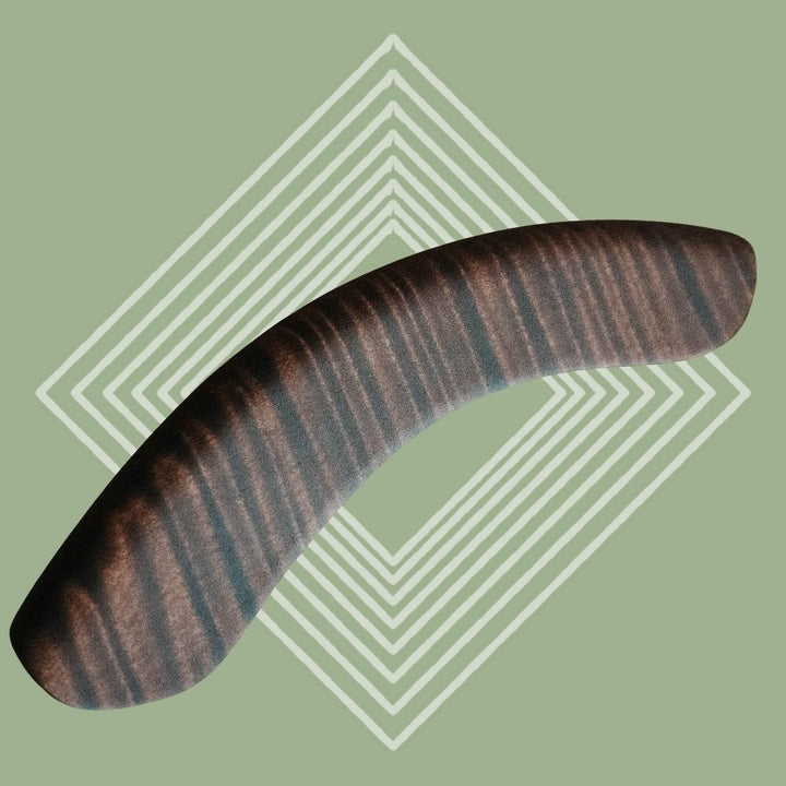 DeeringWoodenArmrest-CurlyMaple-Tenbrooks-GreenDiamond-Background, Front