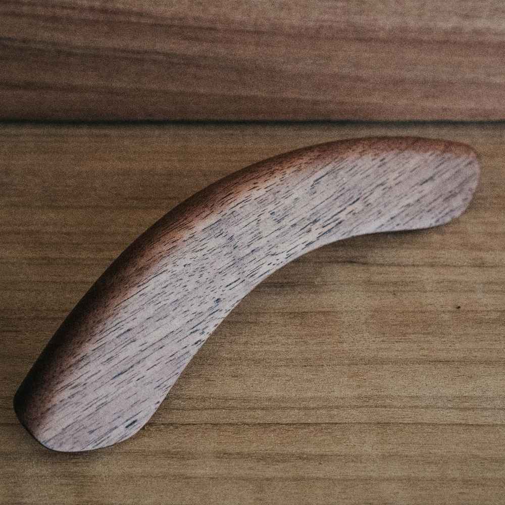DeeringWoodenArmrest-Walnut-Front, LifestyleBackground