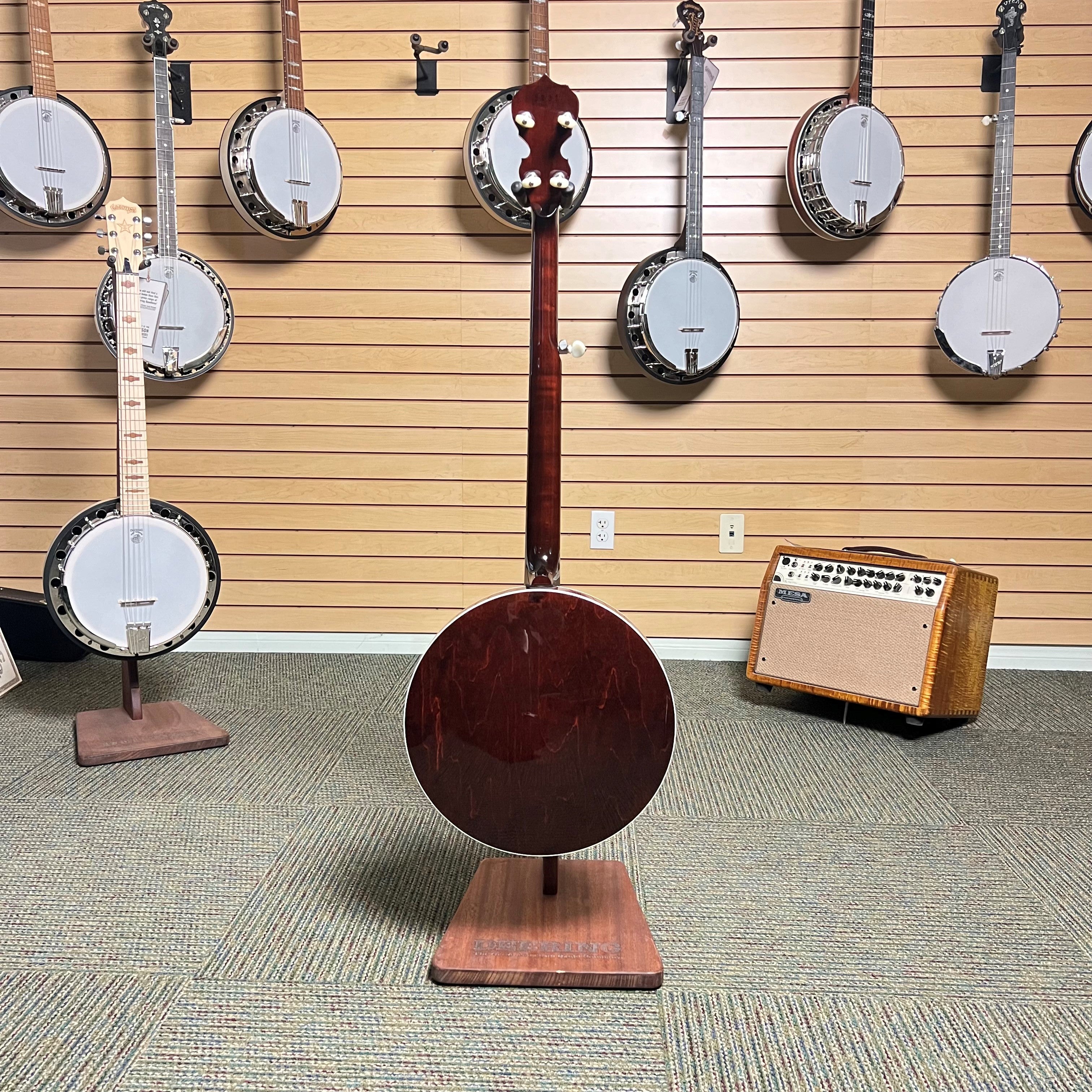 Eagle II Acoustic Electric | Showroom Banjo