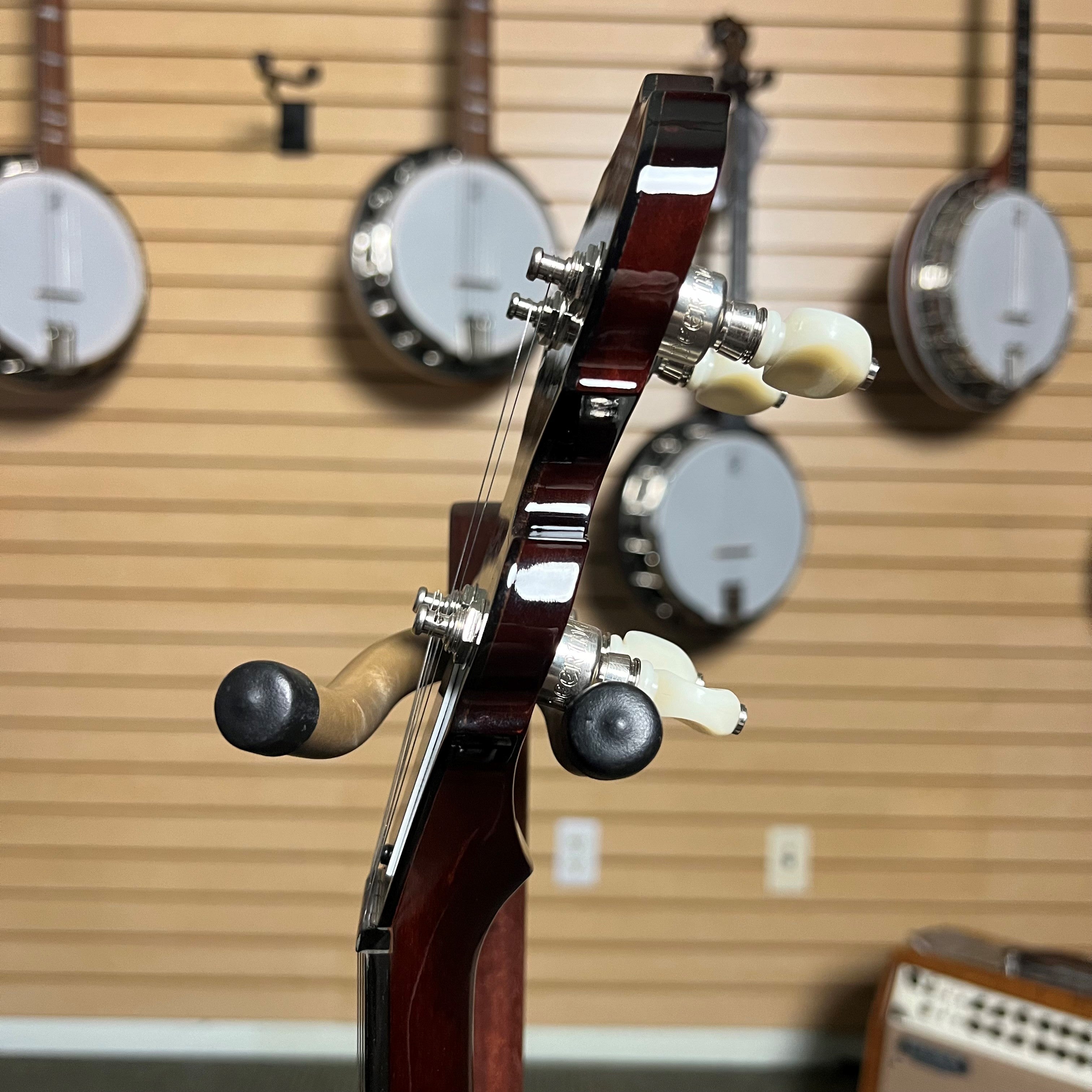 Eagle II Acoustic Electric | Showroom Banjo