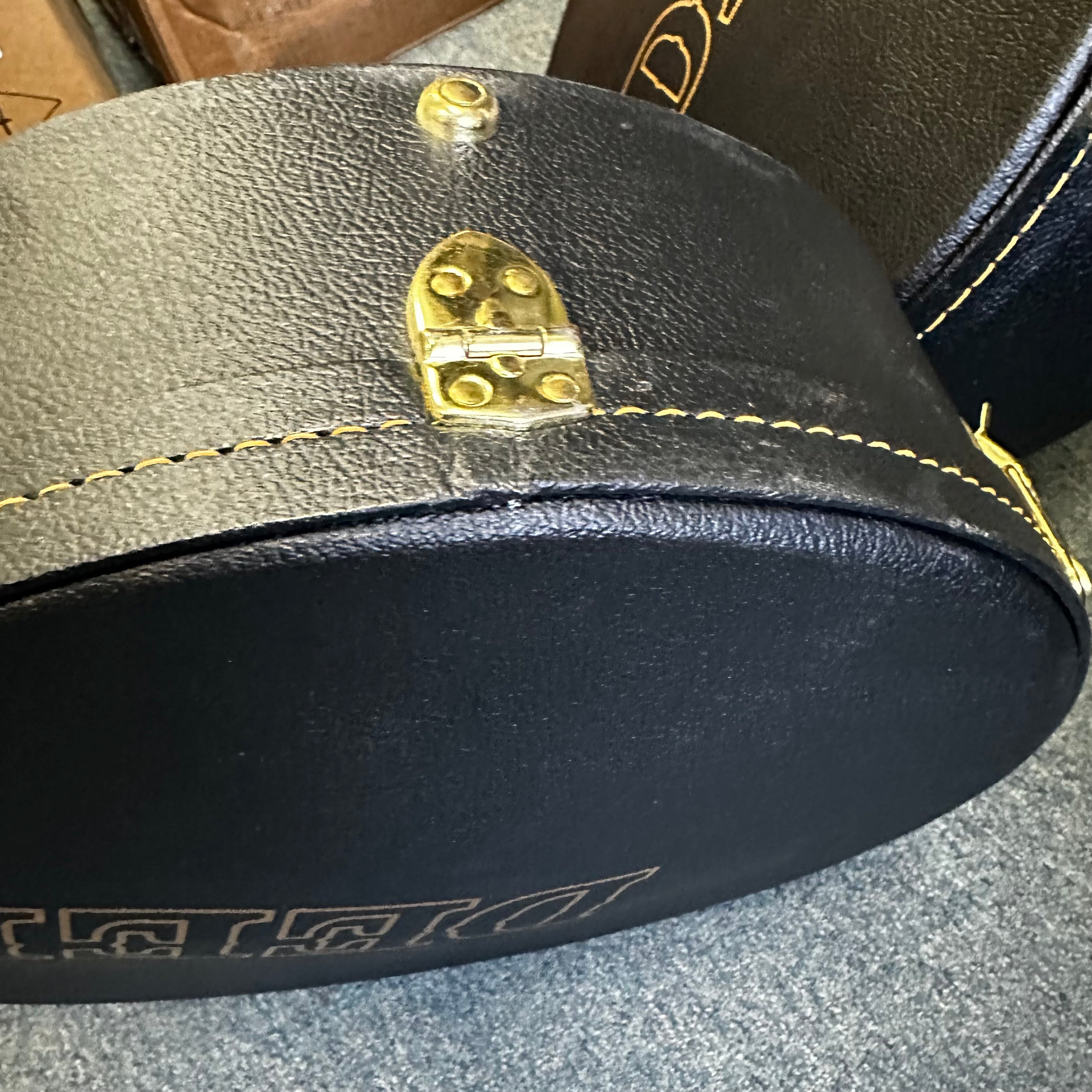 Resonator Hard Shell Case | Demo 2