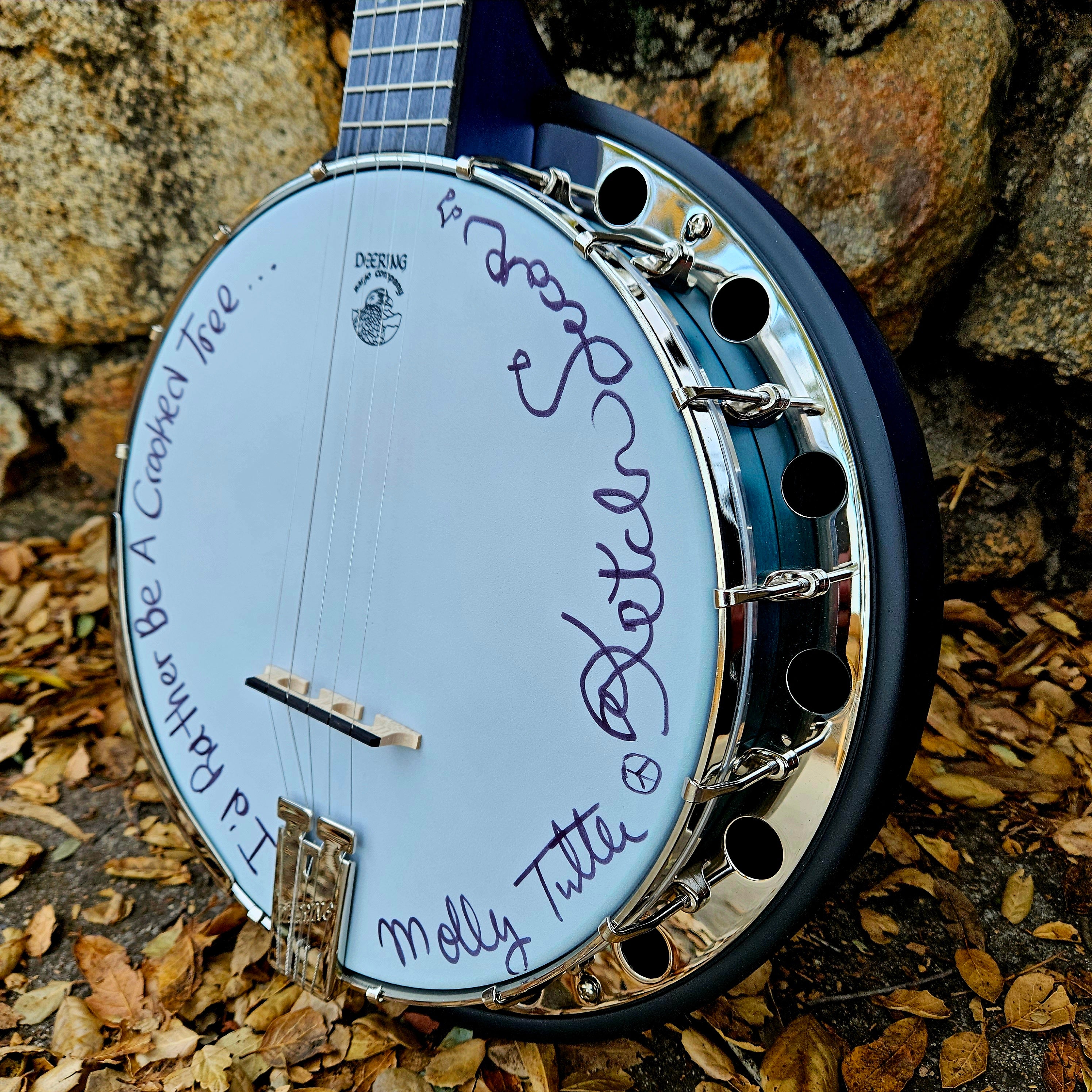 Molly Tuttle & Ketch Secor Giving Tuesday Charity Banjo!