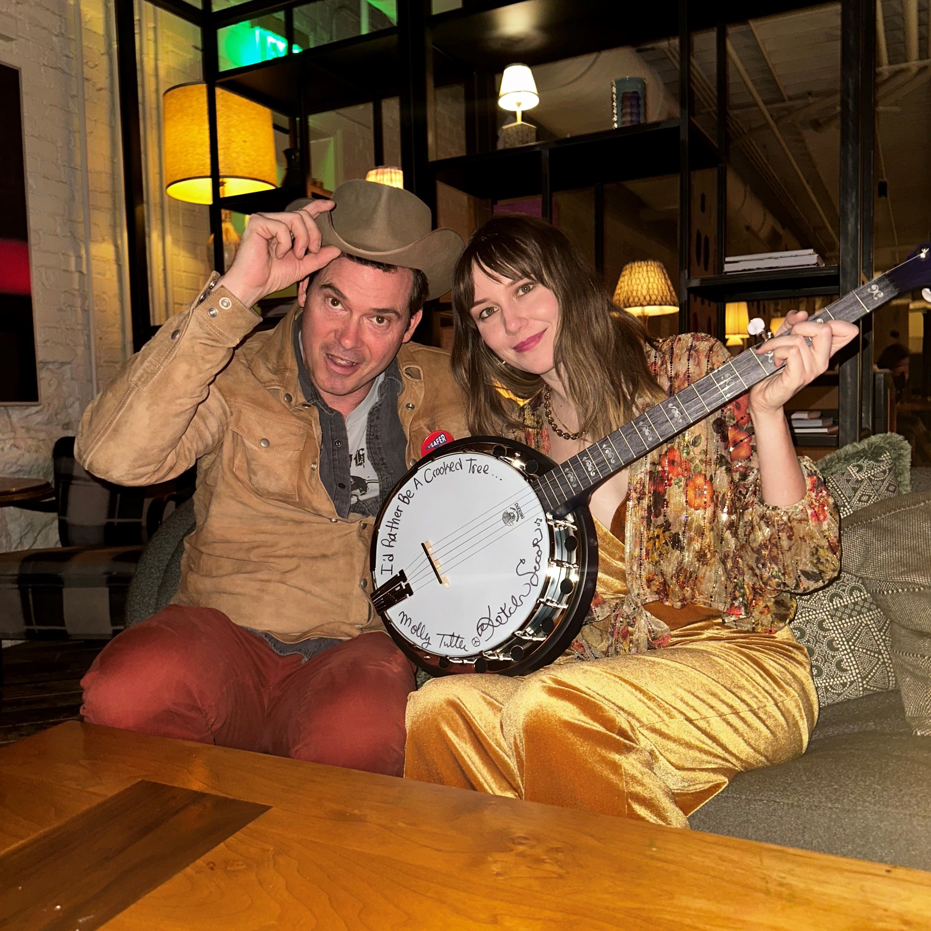 Molly Tuttle & Ketch Secor Giving Tuesday Charity Banjo!
