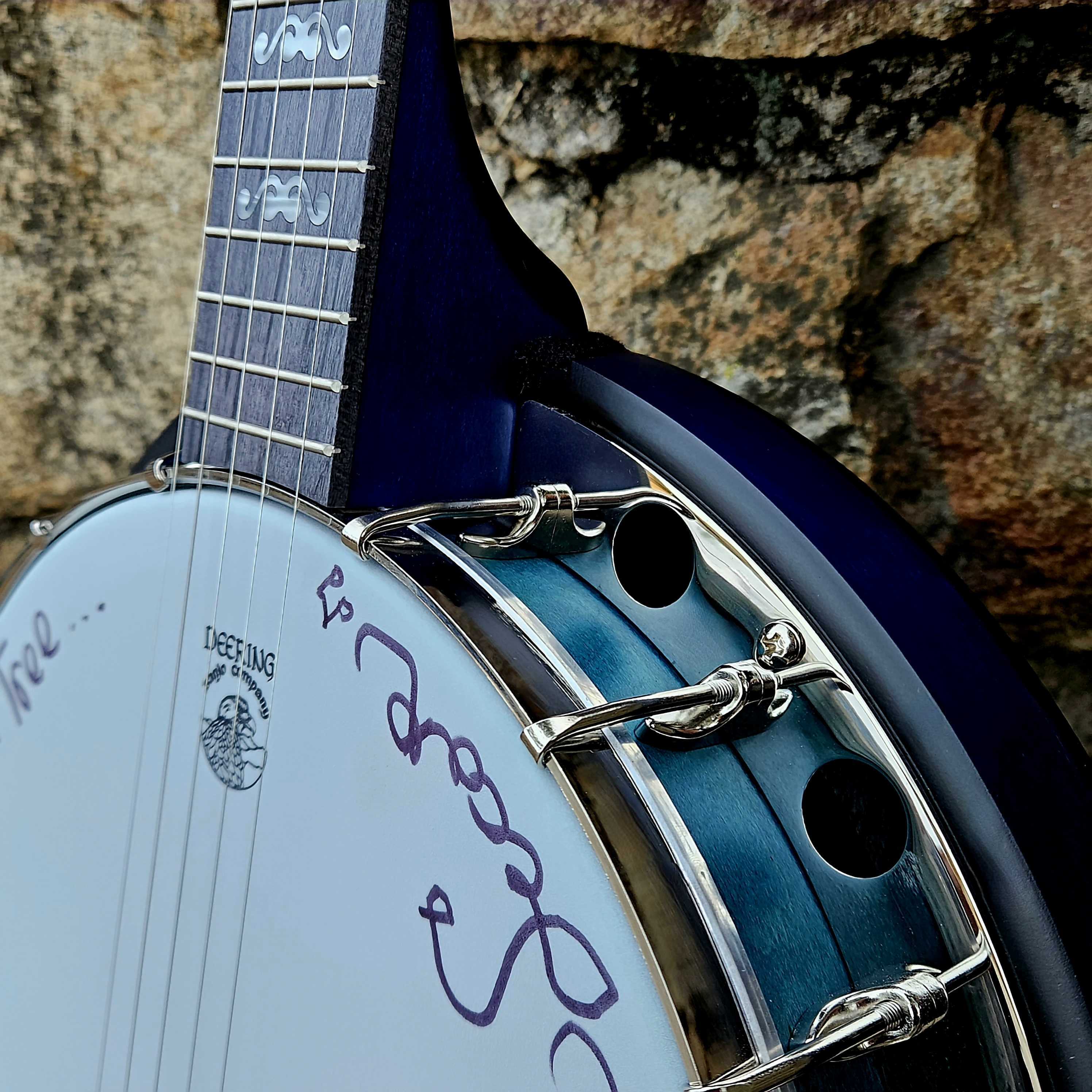 Molly Tuttle & Ketch Secor Giving Tuesday Charity Banjo!