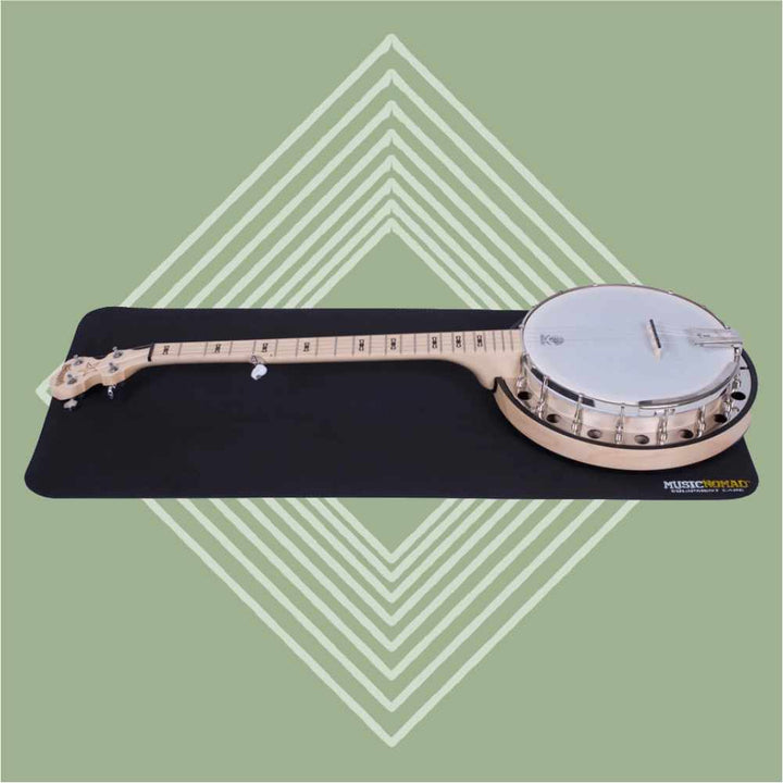 Banjo Work Mat, green background