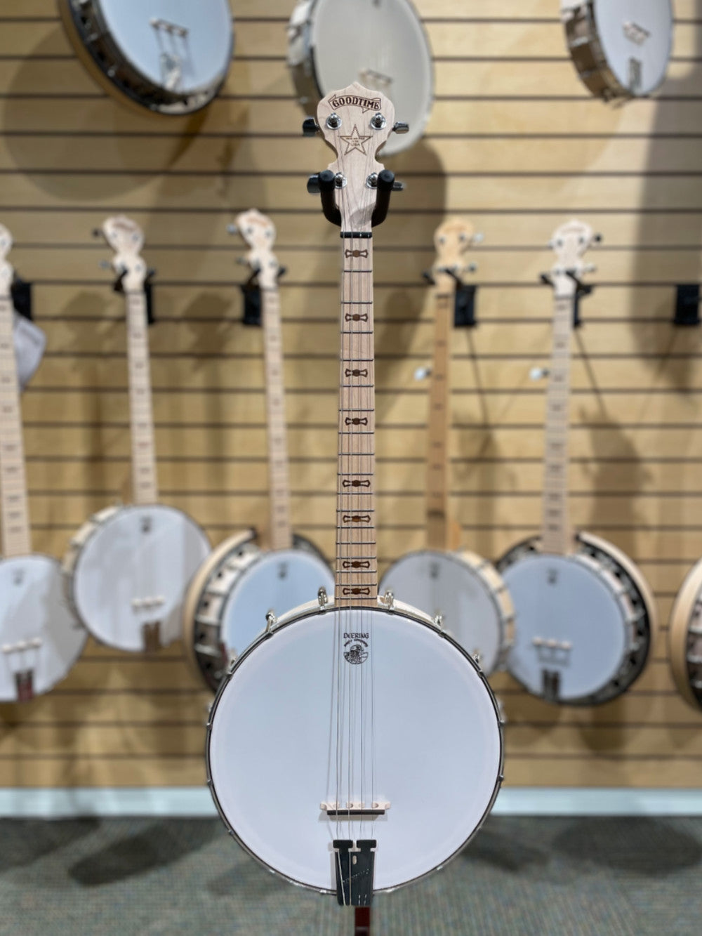 Goodtime 17 Fret Openback Tenor Banjo | Showroom