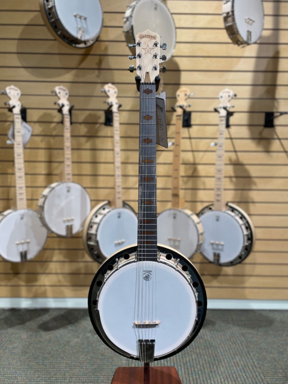 Goodtime Six-R Midnight Maple | Showroom Banjo