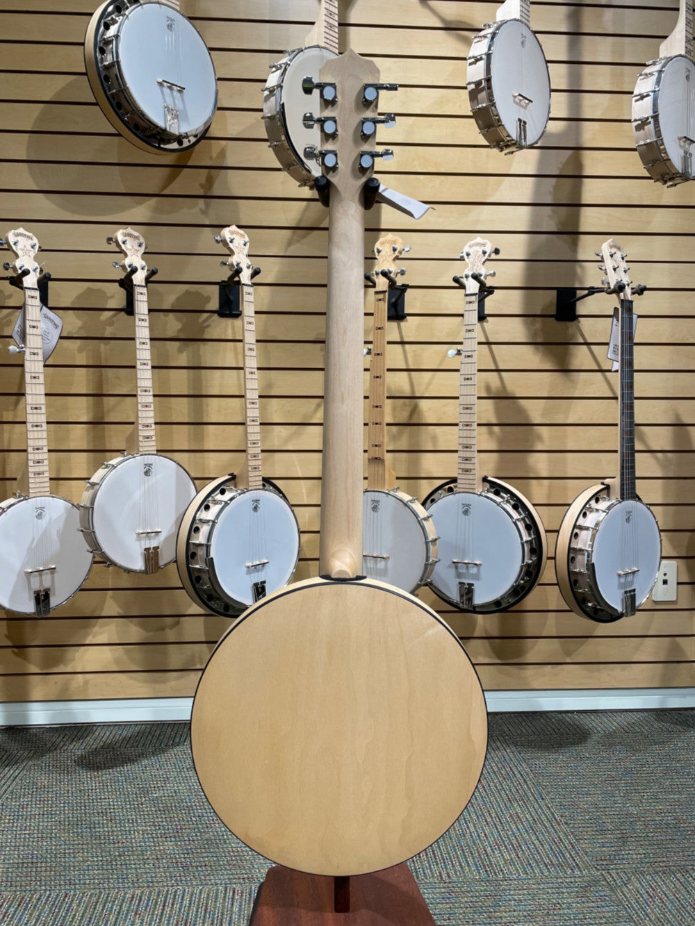 Goodtime Six R Acoustic Electric | Showroom