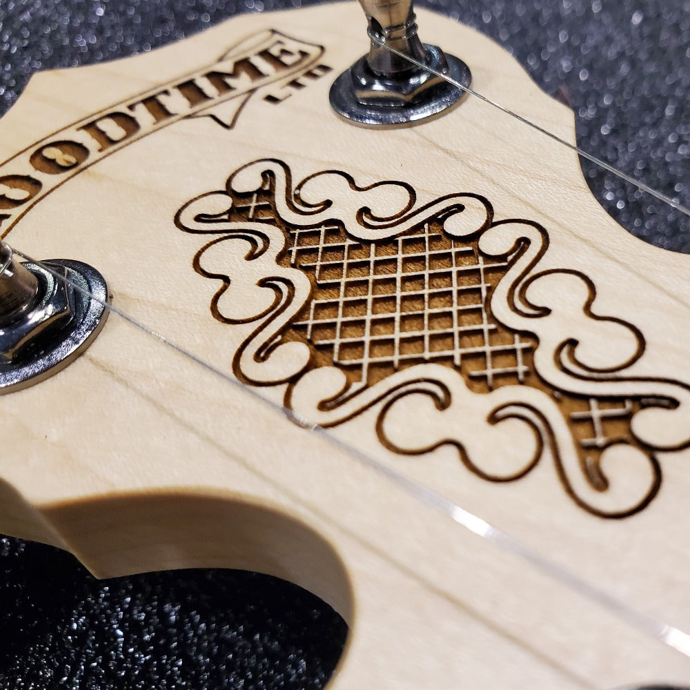 Deering Goodtime Bronze Limited banjo peghead inlay