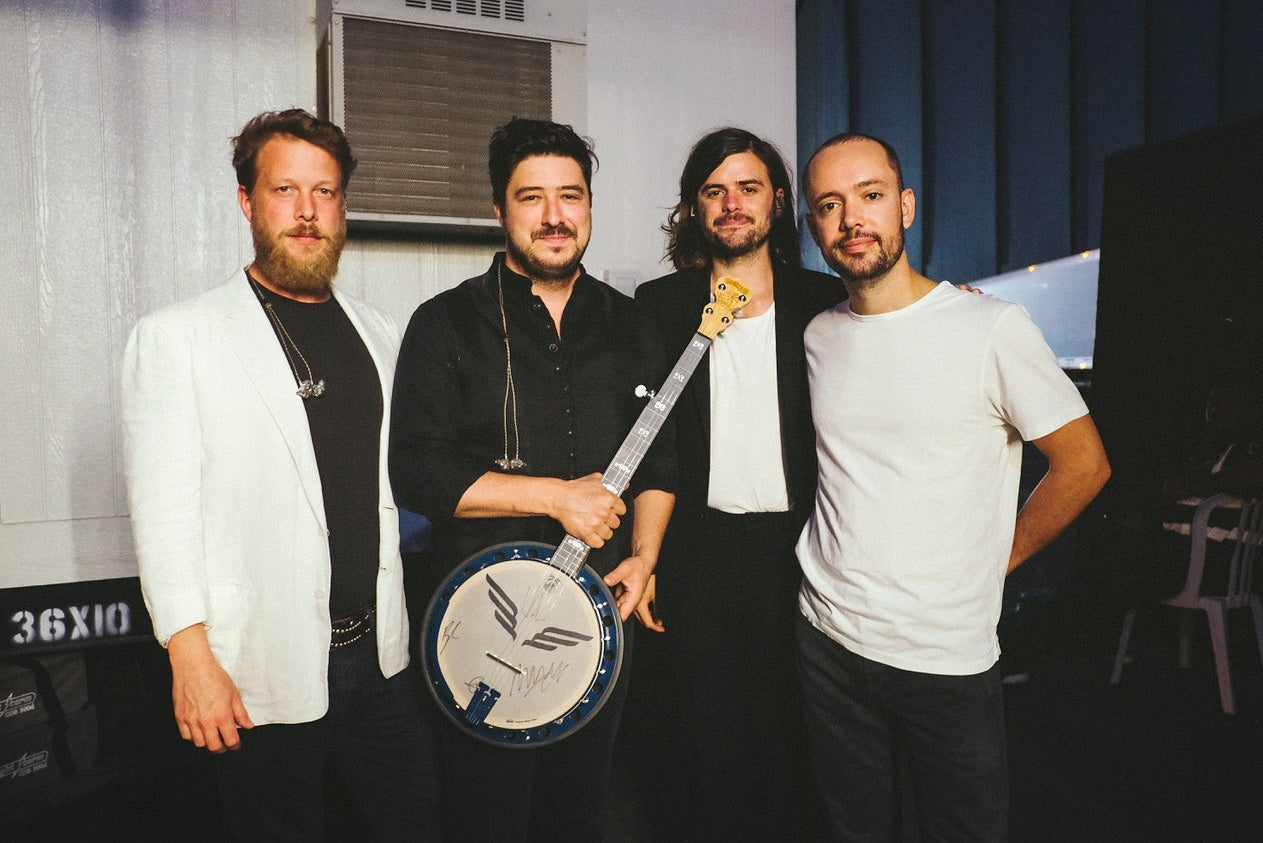 Mumford and Sons with the San Diego Charity Banjo
