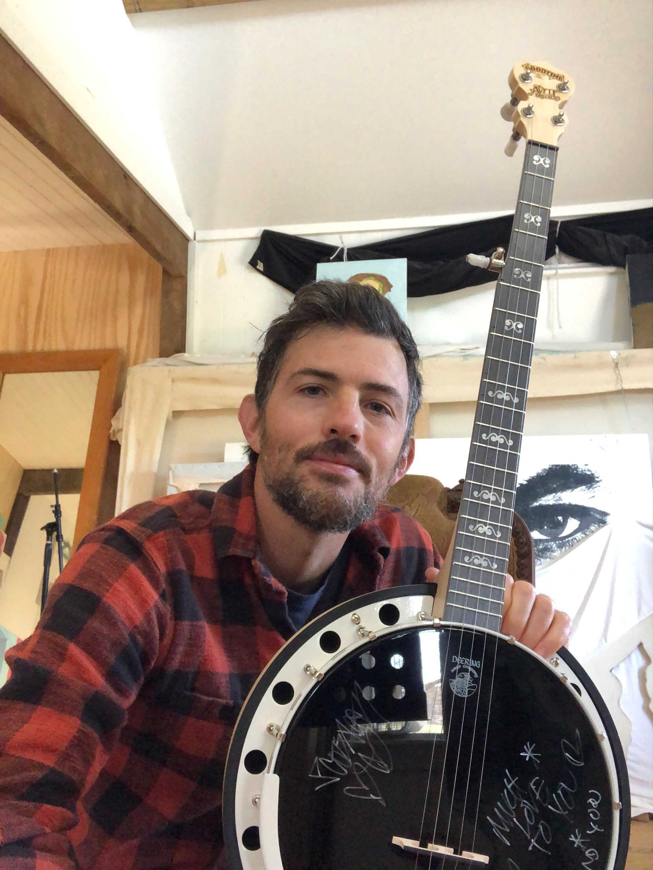 Scott Avett Giving Tuesday Charity Banjo