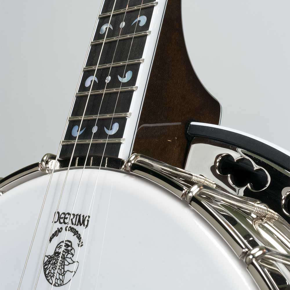 Deering Maple Blossom 19-Fret Tenor Banjo - pot front