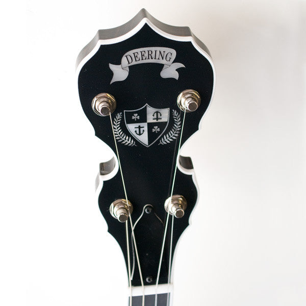 Deering Dropkick Murphys tenor banjo - peghead